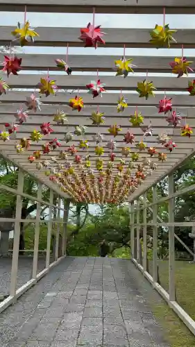 西教寺の{uncategorized: "未分類", other: "その他", undefined: "問題あり", building: "その他建物", grave: "お墓", sacred_gate: "鳥居", guardian: "狛犬", statue: "像", buddha: "仏像", history: "歴史", nature: "自然", garden: "庭園", animal: "動物", pagoda: "塔", temizu: "手水舎", mountain_gate: "山門・神門", sanctuary: "本殿・本堂", subordinate: "末社・摂社", art: "芸術", scenery: "景色", jizo: "地蔵", ema: "絵馬", goshuin: "御朱印", omikuji: "おみくじ", items: "授与品その他", amulet: "お守り", goshuincho: "御朱印帳", eats: "食事", festival: "お祭り", votive_dance: "神楽", shichigosan: "七五三参", wedding: "結婚式", experience: "体験その他", initially: "初詣", around: "周辺", anti_infection: "感染症対策"}