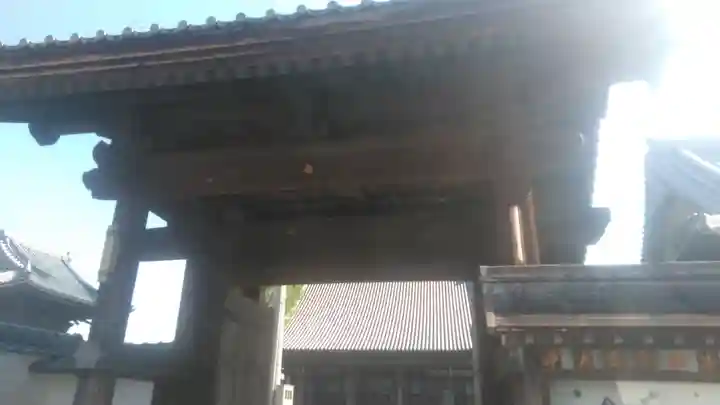 明蓮寺の山門・神門