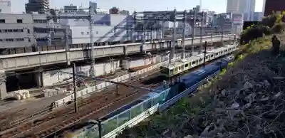 向陵稲荷神社の周辺