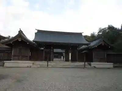 吉野神宮の山門・神門