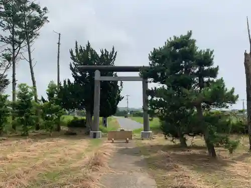 八幡神社の鳥居