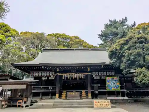平塚八幡宮の{uncategorized: "未分類", other: "その他", undefined: "問題あり", building: "その他建物", grave: "お墓", sacred_gate: "鳥居", guardian: "狛犬", statue: "像", buddha: "仏像", history: "歴史", nature: "自然", garden: "庭園", animal: "動物", pagoda: "塔", temizu: "手水舎", mountain_gate: "山門・神門", sanctuary: "本殿・本堂", subordinate: "末社・摂社", art: "芸術", scenery: "景色", jizo: "地蔵", ema: "絵馬", goshuin: "御朱印", omikuji: "おみくじ", items: "授与品その他", amulet: "お守り", goshuincho: "御朱印帳", eats: "食事", festival: "お祭り", votive_dance: "神楽", shichigosan: "七五三参", wedding: "結婚式", experience: "体験その他", initially: "初詣", around: "周辺", anti_infection: "感染症対策"}