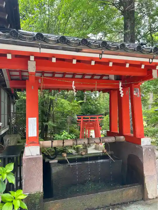 金澤神社の手水舎