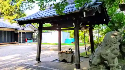眞好天神社の手水舎
