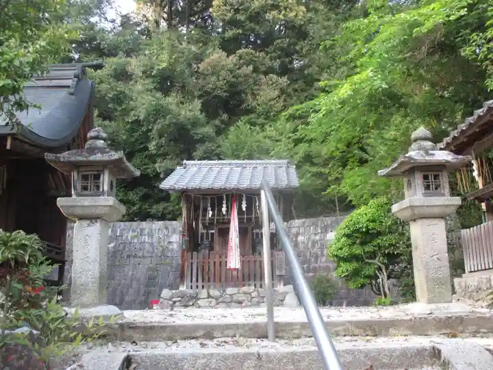 石座神社のその他建物