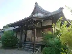 観音寺の本殿