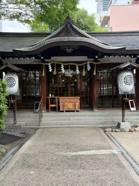 サムハラ神社の{uncategorized: "未分類", other: "その他", undefined: "問題あり", building: "その他建物", grave: "お墓", sacred_gate: "鳥居", guardian: "狛犬", statue: "像", buddha: "仏像", history: "歴史", nature: "自然", garden: "庭園", animal: "動物", pagoda: "塔", temizu: "手水舎", mountain_gate: "山門・神門", sanctuary: "本殿・本堂", subordinate: "末社・摂社", art: "芸術", scenery: "景色", jizo: "地蔵", ema: "絵馬", goshuin: "御朱印", omikuji: "おみくじ", items: "授与品その他", amulet: "お守り", goshuincho: "御朱印帳", eats: "食事", festival: "お祭り", votive_dance: "神楽", shichigosan: "七五三参", wedding: "結婚式", experience: "体験その他", initially: "初詣", around: "周辺", anti_infection: "感染症対策"}