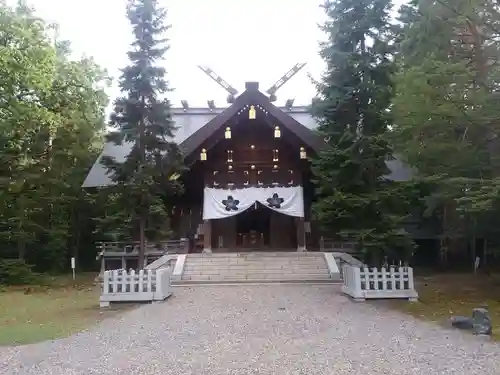 上川神社の本殿