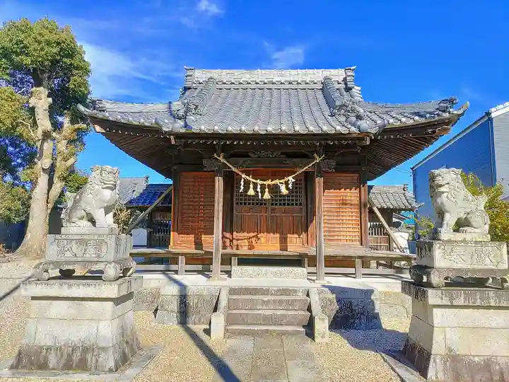 蔵王神社の本殿・本堂