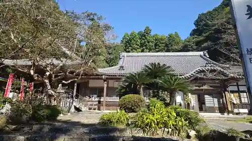 財賀寺の本殿