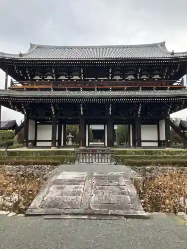 東福禅寺（東福寺）の{uncategorized: "未分類", other: "その他", undefined: "問題あり", building: "その他建物", grave: "お墓", sacred_gate: "鳥居", guardian: "狛犬", statue: "像", buddha: "仏像", history: "歴史", nature: "自然", garden: "庭園", animal: "動物", pagoda: "塔", temizu: "手水舎", mountain_gate: "山門・神門", sanctuary: "本殿・本堂", subordinate: "末社・摂社", art: "芸術", scenery: "景色", jizo: "地蔵", ema: "絵馬", goshuin: "御朱印", omikuji: "おみくじ", items: "授与品その他", amulet: "お守り", goshuincho: "御朱印帳", eats: "食事", festival: "お祭り", votive_dance: "神楽", shichigosan: "七五三参", wedding: "結婚式", experience: "体験その他", initially: "初詣", around: "周辺", anti_infection: "感染症対策"}