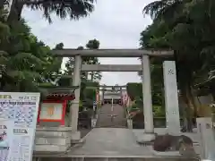 中野沼袋氷川神社の鳥居