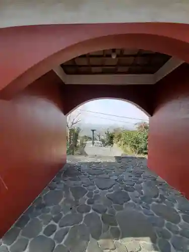 梅岩寺の{uncategorized: "未分類", other: "その他", undefined: "問題あり", building: "その他建物", grave: "お墓", sacred_gate: "鳥居", guardian: "狛犬", statue: "像", buddha: "仏像", history: "歴史", nature: "自然", garden: "庭園", animal: "動物", pagoda: "塔", temizu: "手水舎", mountain_gate: "山門・神門", sanctuary: "本殿・本堂", subordinate: "末社・摂社", art: "芸術", scenery: "景色", jizo: "地蔵", ema: "絵馬", goshuin: "御朱印", omikuji: "おみくじ", items: "授与品その他", amulet: "お守り", goshuincho: "御朱印帳", eats: "食事", festival: "お祭り", votive_dance: "神楽", shichigosan: "七五三参", wedding: "結婚式", experience: "体験その他", initially: "初詣", around: "周辺", anti_infection: "感染症対策"}