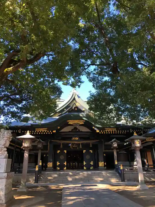 穴八幡宮の本殿・本堂
