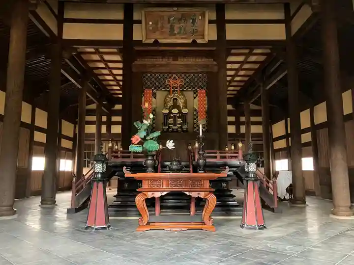 向嶽寺の本殿・本堂