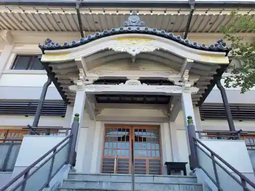 観音寺の本殿・本堂