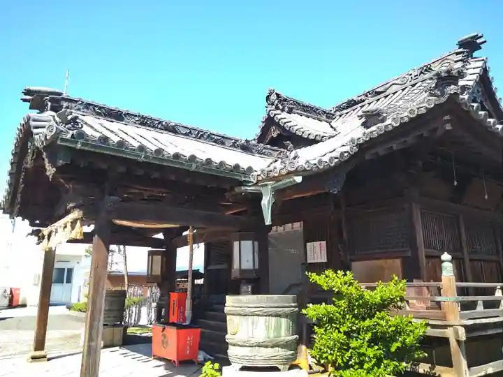 羽黒神社の本殿・本堂