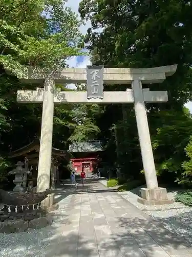 富士山東口本宮 冨士浅間神社の鳥居