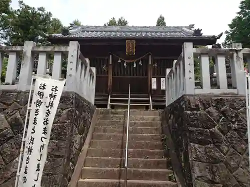 志賀神社の本殿・本堂