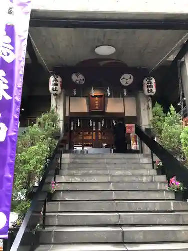 烏森神社の本殿・本堂