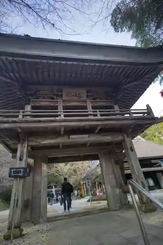 川見薬師寺の山門・神門