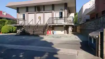 願西寺の本殿・本堂