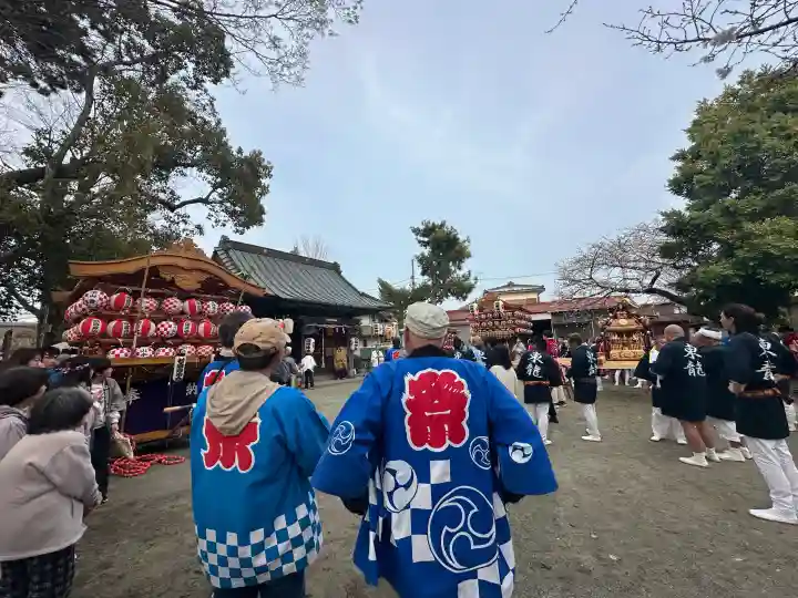 飯田神社の{uncategorized: "未分類", other: "その他", undefined: "問題あり", building: "その他建物", grave: "お墓", sacred_gate: "鳥居", guardian: "狛犬", statue: "像", buddha: "仏像", history: "歴史", nature: "自然", garden: "庭園", animal: "動物", pagoda: "塔", temizu: "手水舎", mountain_gate: "山門・神門", sanctuary: "本殿・本堂", subordinate: "末社・摂社", art: "芸術", scenery: "景色", jizo: "地蔵", ema: "絵馬", goshuin: "御朱印", omikuji: "おみくじ", items: "授与品その他", amulet: "お守り", goshuincho: "御朱印帳", eats: "食事", festival: "お祭り", votive_dance: "神楽", shichigosan: "七五三参", wedding: "結婚式", experience: "体験その他", initially: "初詣", around: "周辺", anti_infection: "感染症対策"}