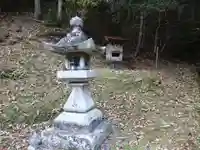 祠(津島神社)の塔