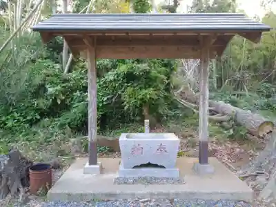 産土明神の手水舎