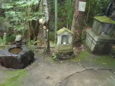 岩巣山薬師堂(愛知県)