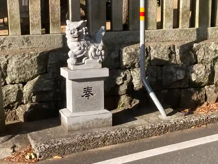白皇神社の狛犬