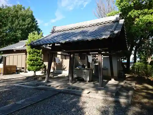 茜部神社の手水