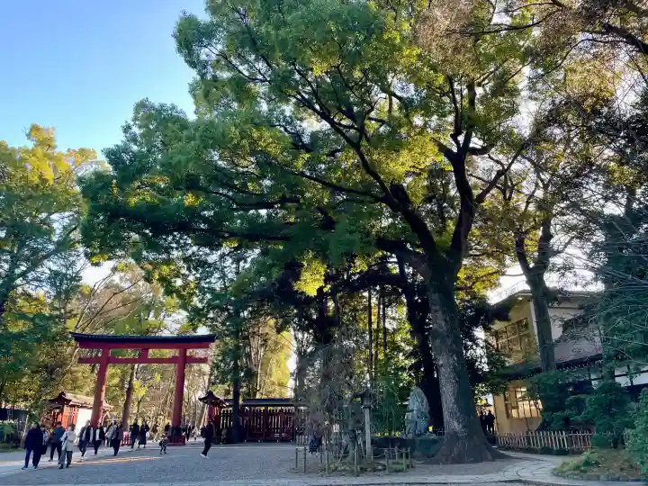武蔵一宮氷川神社の{uncategorized: "未分類", other: "その他", undefined: "問題あり", building: "その他建物", grave: "お墓", sacred_gate: "鳥居", guardian: "狛犬", statue: "像", buddha: "仏像", history: "歴史", nature: "自然", garden: "庭園", animal: "動物", pagoda: "塔", temizu: "手水舎", mountain_gate: "山門・神門", sanctuary: "本殿・本堂", subordinate: "末社・摂社", art: "芸術", scenery: "景色", jizo: "地蔵", ema: "絵馬", goshuin: "御朱印", omikuji: "おみくじ", items: "授与品その他", amulet: "お守り", goshuincho: "御朱印帳", eats: "食事", festival: "お祭り", votive_dance: "神楽", shichigosan: "七五三参", wedding: "結婚式", experience: "体験その他", initially: "初詣", around: "周辺", anti_infection: "感染症対策"}