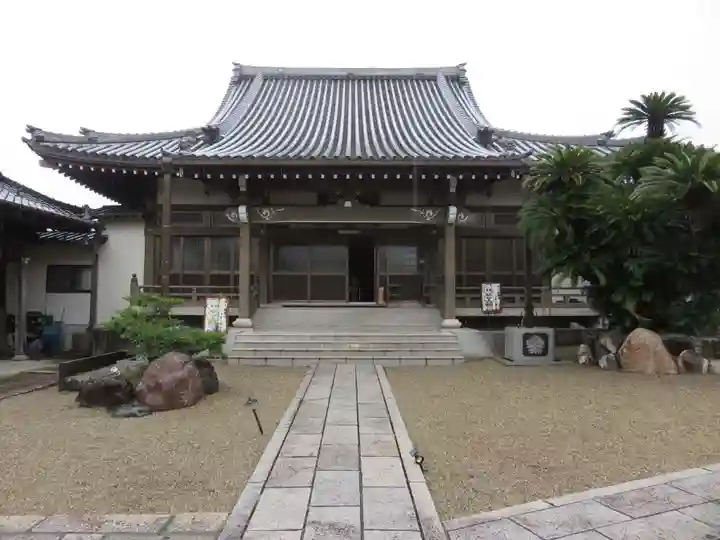 雲居寺の本殿・本堂