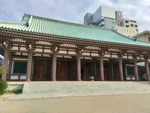 東長寺の本殿