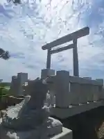 龍神宮遙拝所の{uncategorized: "未分類", other: "その他", undefined: "問題あり", building: "その他建物", grave: "お墓", sacred_gate: "鳥居", guardian: "狛犬", statue: "像", buddha: "仏像", history: "歴史", nature: "自然", garden: "庭園", animal: "動物", pagoda: "塔", temizu: "手水舎", mountain_gate: "山門・神門", sanctuary: "本殿・本堂", subordinate: "末社・摂社", art: "芸術", scenery: "景色", jizo: "地蔵", ema: "絵馬", goshuin: "御朱印", omikuji: "おみくじ", items: "授与品その他", amulet: "お守り", goshuincho: "御朱印帳", eats: "食事", festival: "お祭り", votive_dance: "神楽", shichigosan: "七五三参", wedding: "結婚式", experience: "体験その他", initially: "初詣", around: "周辺", anti_infection: "感染症対策"}