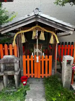 松明殿稲荷神社の{uncategorized: "未分類", other: "その他", undefined: "問題あり", building: "その他建物", grave: "お墓", sacred_gate: "鳥居", guardian: "狛犬", statue: "像", buddha: "仏像", history: "歴史", nature: "自然", garden: "庭園", animal: "動物", pagoda: "塔", temizu: "手水舎", mountain_gate: "山門・神門", sanctuary: "本殿・本堂", subordinate: "末社・摂社", art: "芸術", scenery: "景色", jizo: "地蔵", ema: "絵馬", goshuin: "御朱印", omikuji: "おみくじ", items: "授与品その他", amulet: "お守り", goshuincho: "御朱印帳", eats: "食事", festival: "お祭り", votive_dance: "神楽", shichigosan: "七五三参", wedding: "結婚式", experience: "体験その他", initially: "初詣", around: "周辺", anti_infection: "感染症対策"}