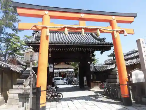 下御霊神社の鳥居