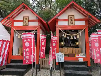 白鬚神社の{uncategorized: "未分類", other: "その他", undefined: "問題あり", building: "その他建物", grave: "お墓", sacred_gate: "鳥居", guardian: "狛犬", statue: "像", buddha: "仏像", history: "歴史", nature: "自然", garden: "庭園", animal: "動物", pagoda: "塔", temizu: "手水舎", mountain_gate: "山門・神門", sanctuary: "本殿・本堂", subordinate: "末社・摂社", art: "芸術", scenery: "景色", jizo: "地蔵", ema: "絵馬", goshuin: "御朱印", omikuji: "おみくじ", items: "授与品その他", amulet: "お守り", goshuincho: "御朱印帳", eats: "食事", festival: "お祭り", votive_dance: "神楽", shichigosan: "七五三参", wedding: "結婚式", experience: "体験その他", initially: "初詣", around: "周辺", anti_infection: "感染症対策"}