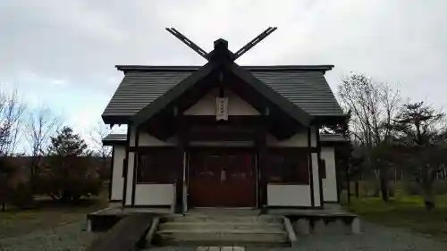 千代ヶ岡神社の本殿