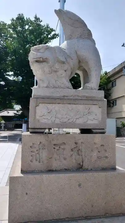 蒲原神社の狛犬