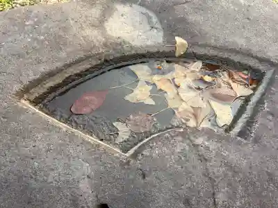 荒羽祗神社の{uncategorized: "未分類", other: "その他", undefined: "問題あり", building: "その他建物", grave: "お墓", sacred_gate: "鳥居", guardian: "狛犬", statue: "像", buddha: "仏像", history: "歴史", nature: "自然", garden: "庭園", animal: "動物", pagoda: "塔", temizu: "手水舎", mountain_gate: "山門・神門", sanctuary: "本殿・本堂", subordinate: "末社・摂社", art: "芸術", scenery: "景色", jizo: "地蔵", ema: "絵馬", goshuin: "御朱印", omikuji: "おみくじ", items: "授与品その他", amulet: "お守り", goshuincho: "御朱印帳", eats: "食事", festival: "お祭り", votive_dance: "神楽", shichigosan: "七五三参", wedding: "結婚式", experience: "体験その他", initially: "初詣", around: "周辺", anti_infection: "感染症対策"}