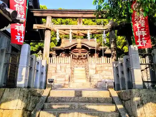 熊野神社（新田熊野神社）の鳥居