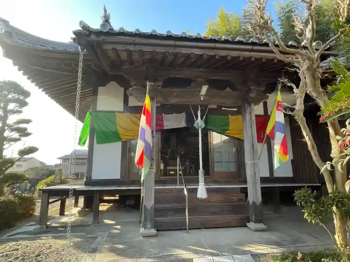 西徳寺の{uncategorized: "未分類", other: "その他", undefined: "問題あり", building: "その他建物", grave: "お墓", sacred_gate: "鳥居", guardian: "狛犬", statue: "像", buddha: "仏像", history: "歴史", nature: "自然", garden: "庭園", animal: "動物", pagoda: "塔", temizu: "手水舎", mountain_gate: "山門・神門", sanctuary: "本殿・本堂", subordinate: "末社・摂社", art: "芸術", scenery: "景色", jizo: "地蔵", ema: "絵馬", goshuin: "御朱印", omikuji: "おみくじ", items: "授与品その他", amulet: "お守り", goshuincho: "御朱印帳", eats: "食事", festival: "お祭り", votive_dance: "神楽", shichigosan: "七五三参", wedding: "結婚式", experience: "体験その他", initially: "初詣", around: "周辺", anti_infection: "感染症対策"}