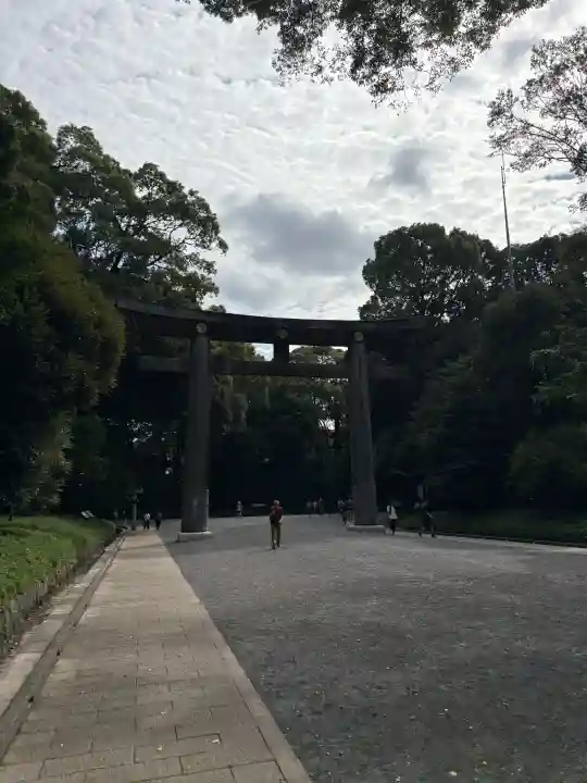明治神宮の{uncategorized: "未分類", other: "その他", undefined: "問題あり", building: "その他建物", grave: "お墓", sacred_gate: "鳥居", guardian: "狛犬", statue: "像", buddha: "仏像", history: "歴史", nature: "自然", garden: "庭園", animal: "動物", pagoda: "塔", temizu: "手水舎", mountain_gate: "山門・神門", sanctuary: "本殿・本堂", subordinate: "末社・摂社", art: "芸術", scenery: "景色", jizo: "地蔵", ema: "絵馬", goshuin: "御朱印", omikuji: "おみくじ", items: "授与品その他", amulet: "お守り", goshuincho: "御朱印帳", eats: "食事", festival: "お祭り", votive_dance: "神楽", shichigosan: "七五三参", wedding: "結婚式", experience: "体験その他", initially: "初詣", around: "周辺", anti_infection: "感染症対策"}