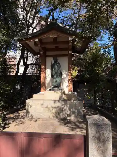 湊川神社の像
