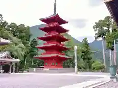 久遠寺の塔