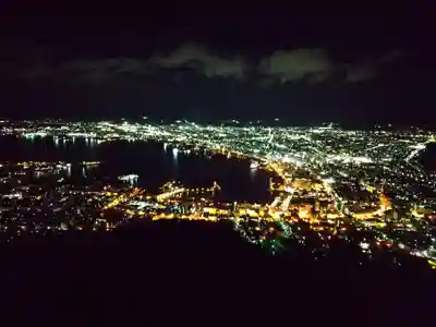 豊川稲荷神社の周辺