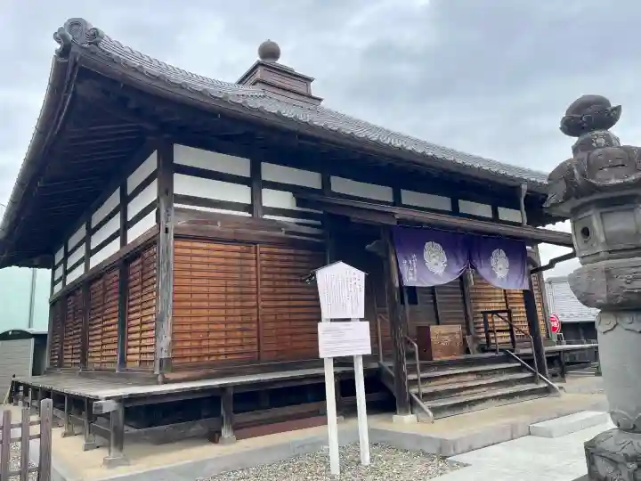 成田山 薬師堂(旧本堂)の{uncategorized: "未分類", other: "その他", undefined: "問題あり", building: "その他建物", grave: "お墓", sacred_gate: "鳥居", guardian: "狛犬", statue: "像", buddha: "仏像", history: "歴史", nature: "自然", garden: "庭園", animal: "動物", pagoda: "塔", temizu: "手水舎", mountain_gate: "山門・神門", sanctuary: "本殿・本堂", subordinate: "末社・摂社", art: "芸術", scenery: "景色", jizo: "地蔵", ema: "絵馬", goshuin: "御朱印", omikuji: "おみくじ", items: "授与品その他", amulet: "お守り", goshuincho: "御朱印帳", eats: "食事", festival: "お祭り", votive_dance: "神楽", shichigosan: "七五三参", wedding: "結婚式", experience: "体験その他", initially: "初詣", around: "周辺", anti_infection: "感染症対策"}