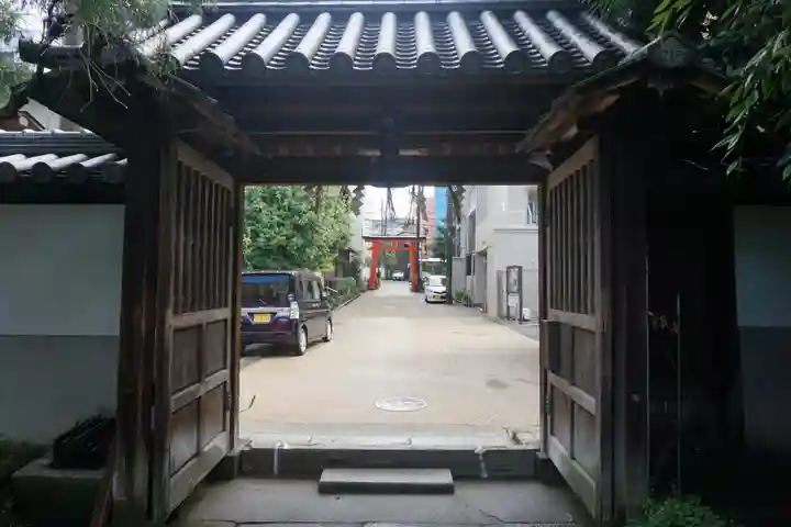 漢國神社の山門・神門